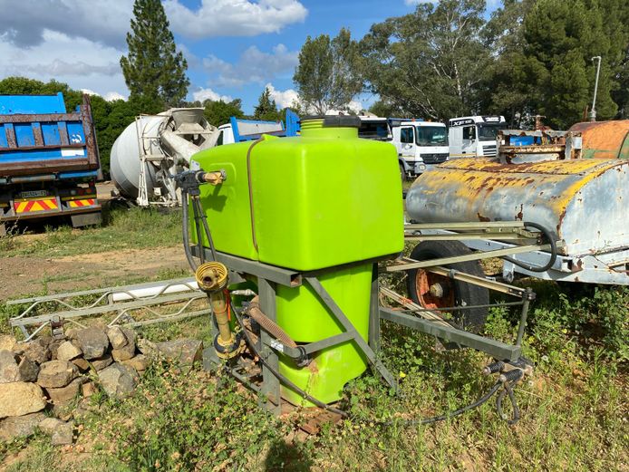 AFRICO 600L 3 POINT BOOM CROP SPRAYER