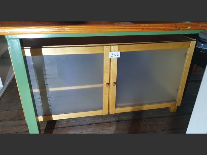 BEECHWOOD 2-DOOR TV CABINET