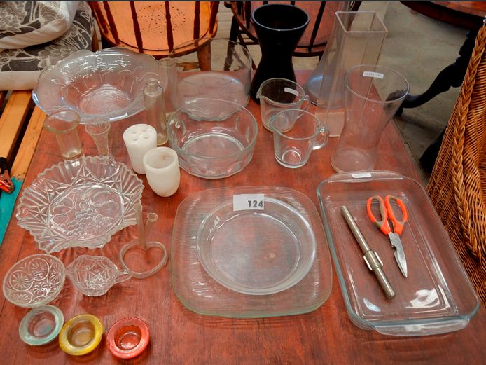 GLASS VASES, BOWLS, LASAGNA DISH, MEASURING JUGS, etc