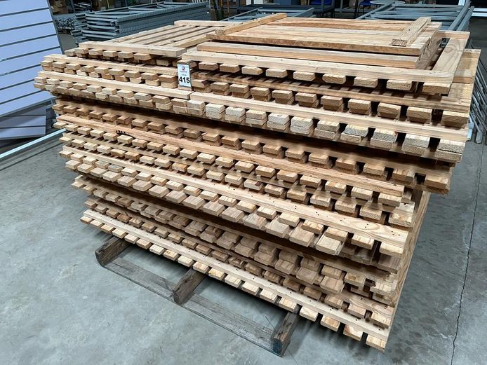 Pallets for shelving