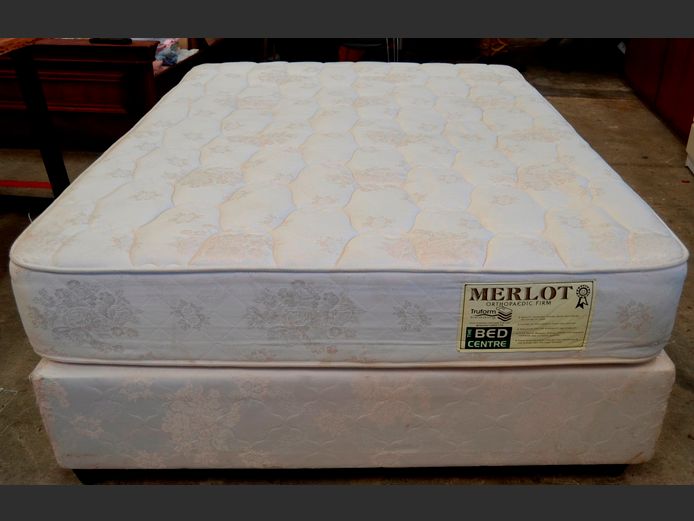 MERLOT TRUFORM ORTHOPAEDIC FIRM DOUBLE BED BASE & MATTRESS SET