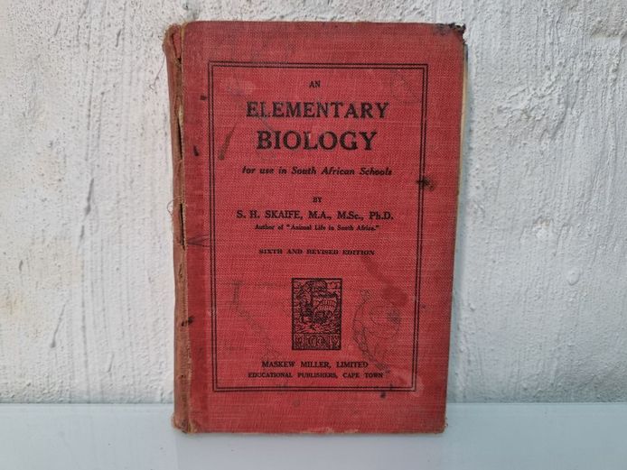 An Elementary Biology for use in South African Schools by S. H. Skaife
