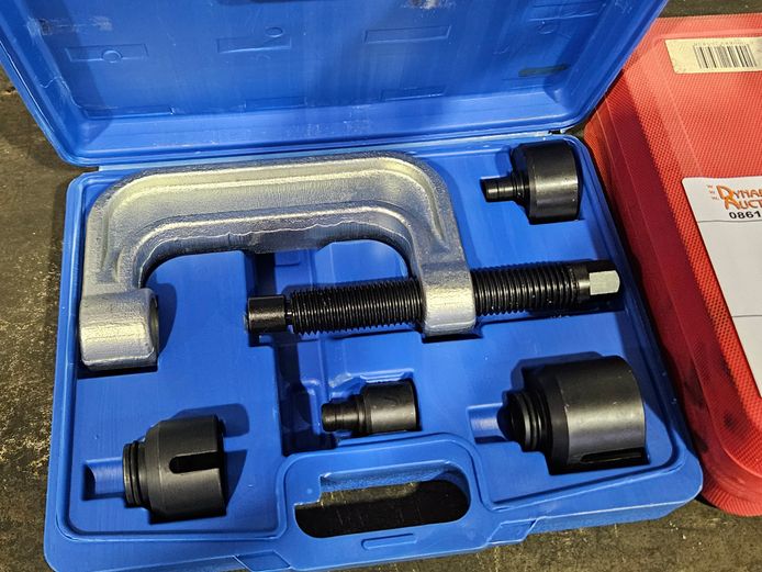 MAC AFRIC BALL JOINT INSTALLER AND REMOVAL SET