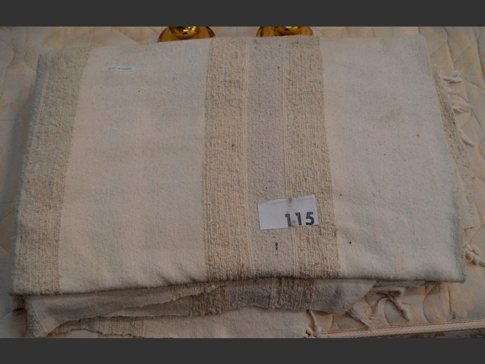PAIR CREAM COTTON THROWS