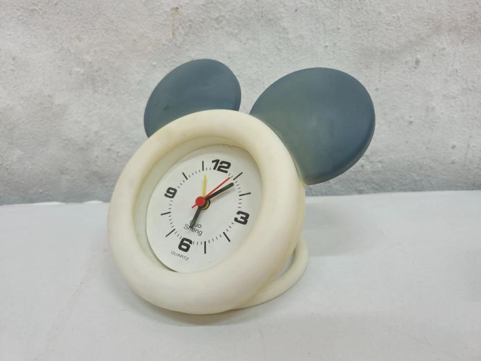 Novelty Mouse-Eared Quartz Desk Clock