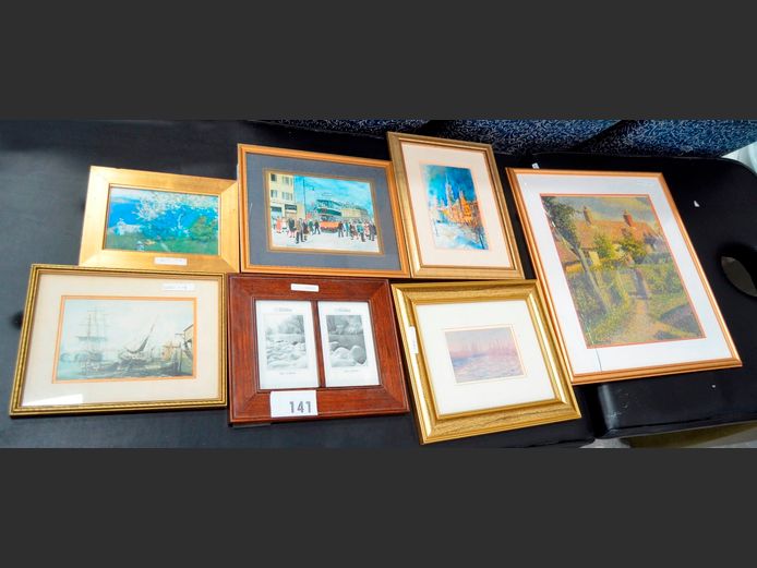 LOT: GILT FRAMED PRINTS