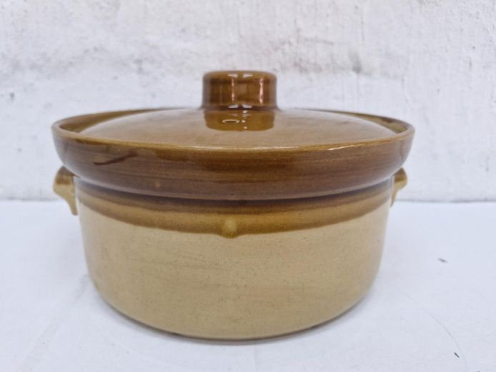 T.G. Green Granville Lidded Stoneware Casserole Dish