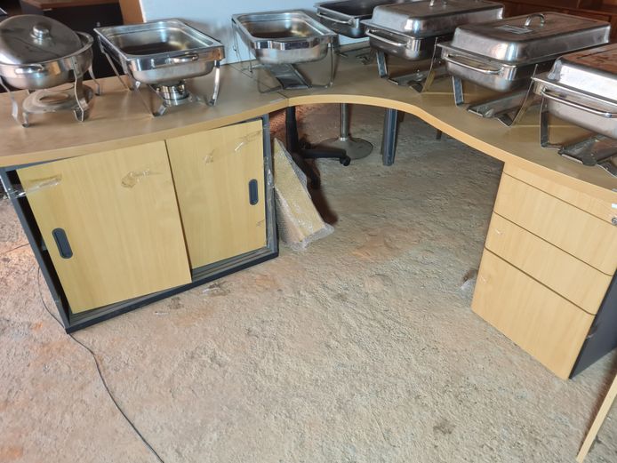 DESK, 2 DOOR CABINET AND 2 DRAWER CABINET
