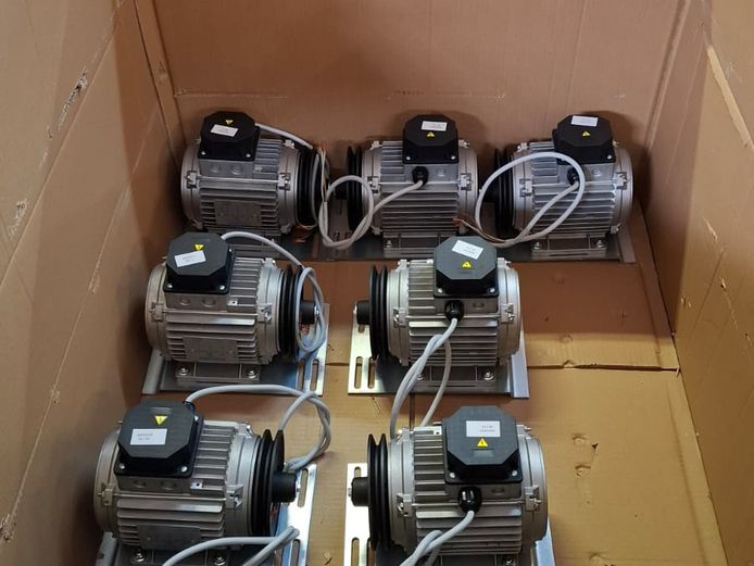 Electric motors: 1 HP x 9