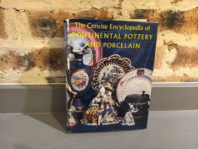 The Concise Encyclopedia of Continental Pottery and Porcelain