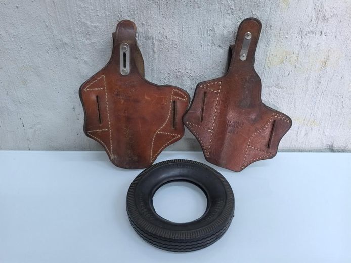 Vintage El Paso Saddlery Leather Holsters & Alliance Rubber Tire