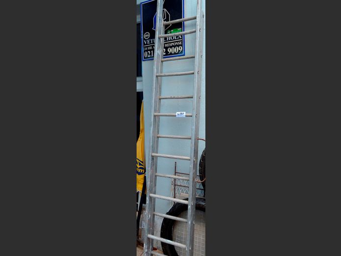 ALUMINIUM 14-STEP EXTENSION LADDER