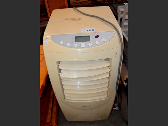 ELEGANCE AIR CONDITIONER WITH EXHAUST [Switches on, untested further]