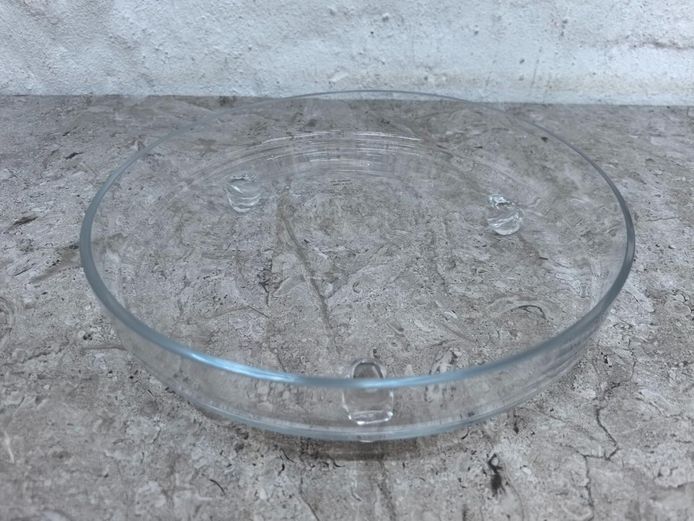 Contemporary Clear Glass Three-Footed Pillar Candle Plate