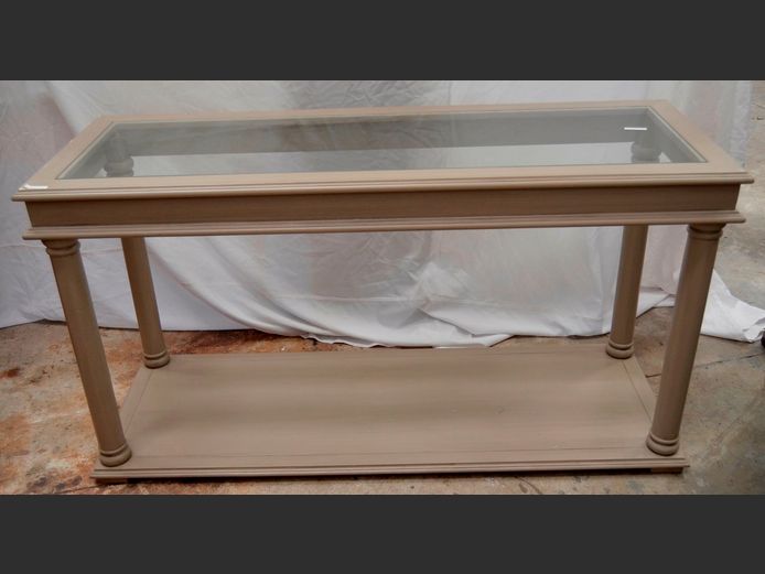 WETHERLYS GREY PAINTED HALL TABLE WITH GLASS TOP & BOTTOM SHELF, 140 x 50 x 75cm
