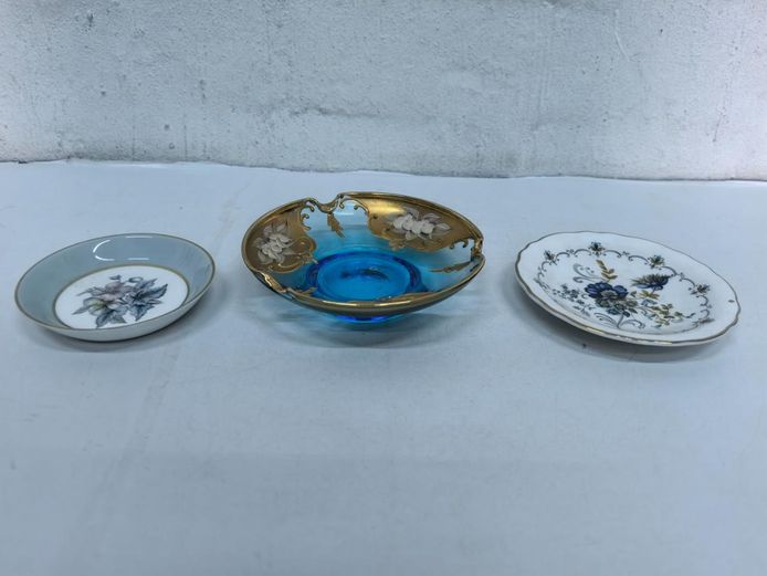 Fine Collection of Vintage Decorative Dish & Ashtray Trio (Bohemian Gilt Glass & Porcelain)