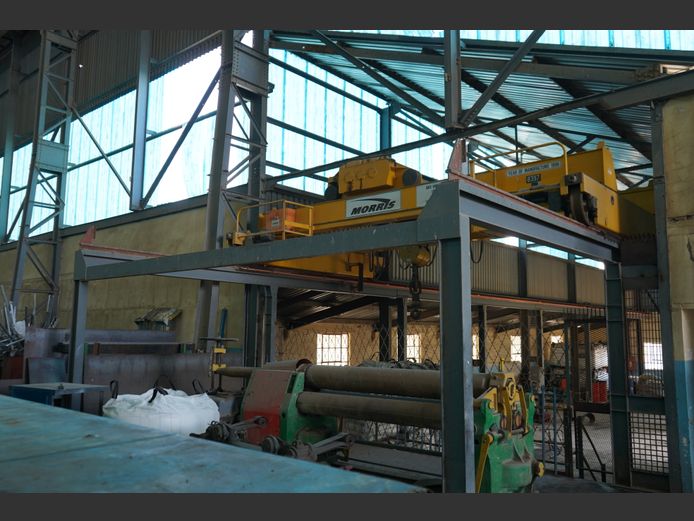 25-TON KRAAN - MORRIS