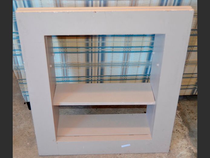 GREY & WHITE PAINTED WALL MOUNT SHELF, 70 x 21 x 80cm