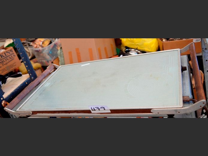 SALTON HOTTRAY [Switches on, untested further]