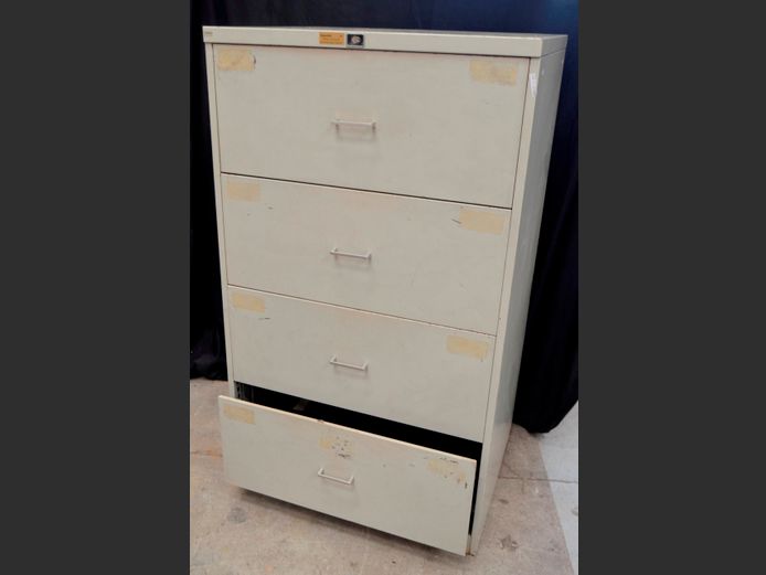 CREAM STEEL 4-DRAWER FILING CABINET, 78 x 60 x 135cm