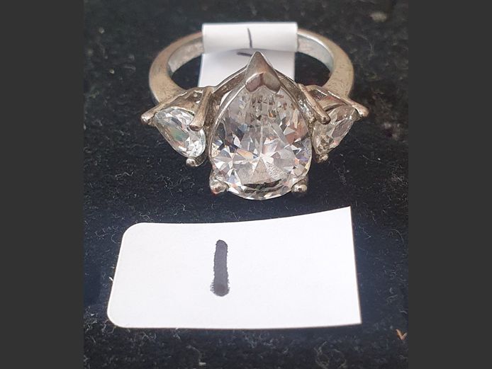 SILVER DRESS RING WITH CLEAR STONES