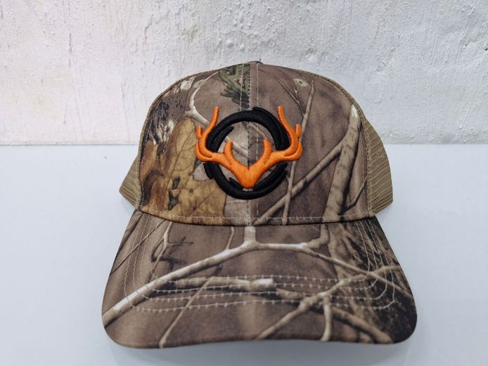 Woodland Leaf Camouflage Hunting Cap: 3D Embroidered Deer Antlers Mesh-Back Trucker Style