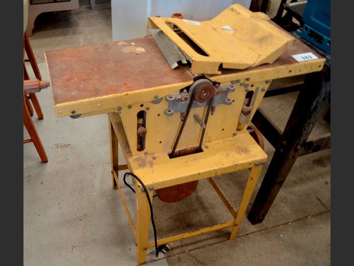 SURFACER PLANER WITH THICKNESSER, 90 x 50 x 77cm [Switches on, untested further]