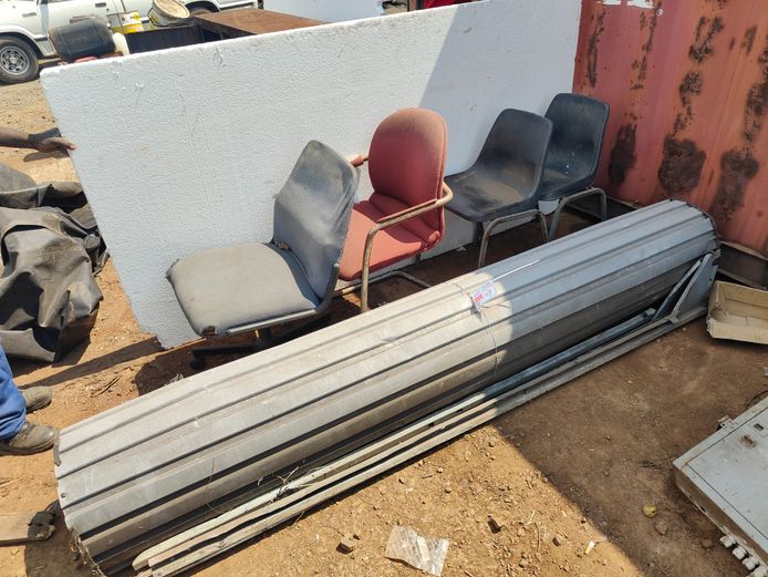 ROLL UP GARAGE DOORS & CHAIRS