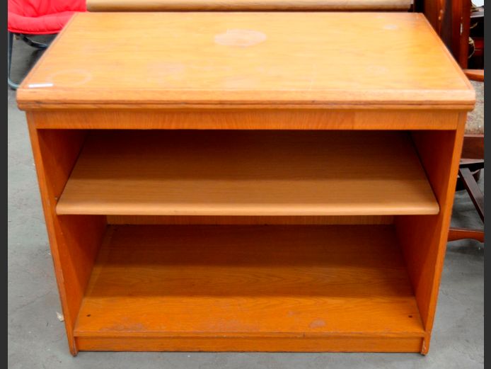 OAK 2-TIER OPEN CABINET, 91 x 55 x 74cm