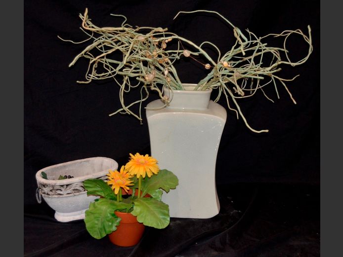 LIGHT GREEN GLAZED POTTERY VASE WITH EVERLASTING FLOWERS, CONCRETE CENTREPIECE, etc