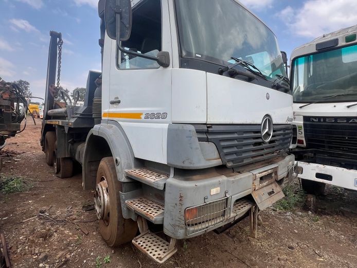 Mercedes Benz 2628 Atego Duncanmec Skip Loader (No Papers)
