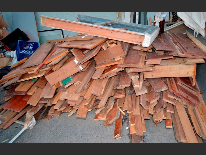 ASSORTED LENGTHS TIMBER