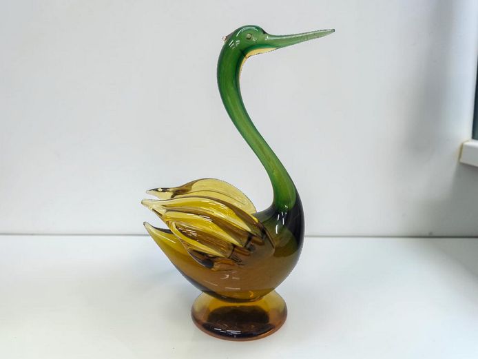 Vintage Murano Sommerso Glass Swan Figurine