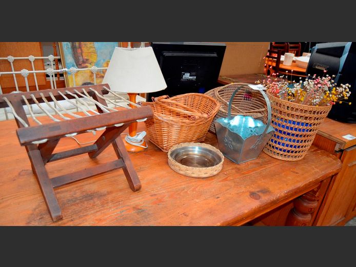 FOLDING RIEMPIE STOOL, WICKER BASKETS, LAMP [No shade], etc
