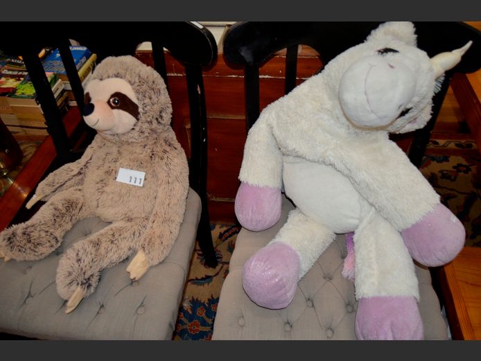 OVERSIZED STUFFED TOY SLOTH & UNICORN [Unicorn needs some stitching & a clean]