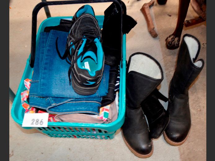 ASSORTED LADIES CLOTHING & SHOES