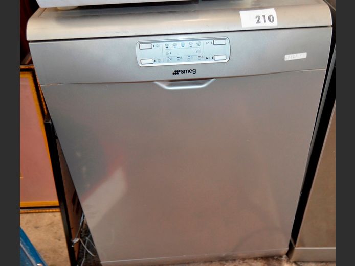 SMEG METALLIC FINISH DISHWASHER [Switches on, untested further]