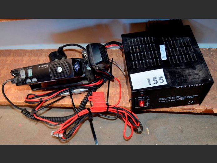 MOTOROLA VHF MOBILE RADIO WITH PSU [Switches on, untested further]