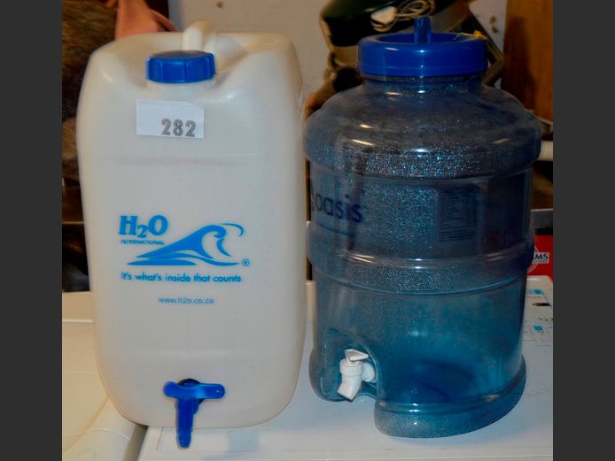 PAIR 20 LITRE WATER DISPENSERS