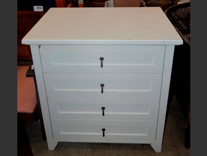 WHITE PAINTED 4-DRAWER CHEST OF DRAWERS, 76 x 52 x 78cm