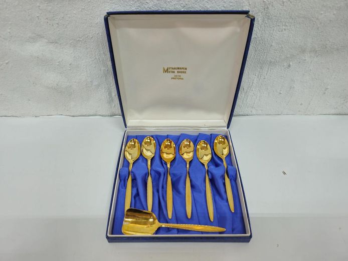 Cased Vintage Gold-Plated Spoon Set with Sugar Scoop
