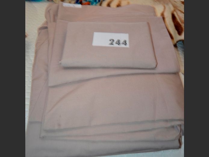¾ DUVET COVER, FITTED SHEET & PAIR PILLOWCASES