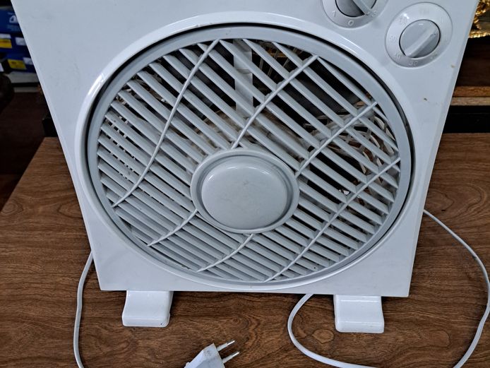 Goldair mini Fan 