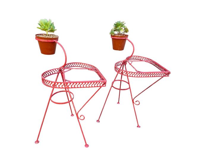 Retro Metal Heart Shaped Plant Stands