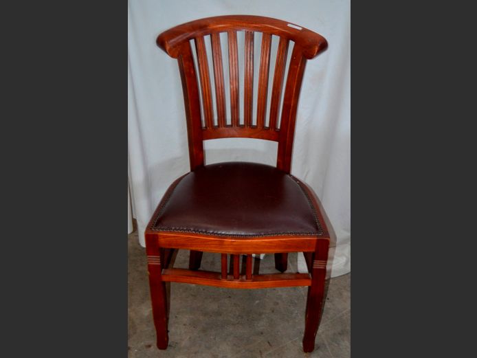 OAK DINING CHAIR WITH BROWN LEATHER UPHOLSTERED SEAT