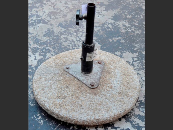 CONCRETE UMBRELLA STAND