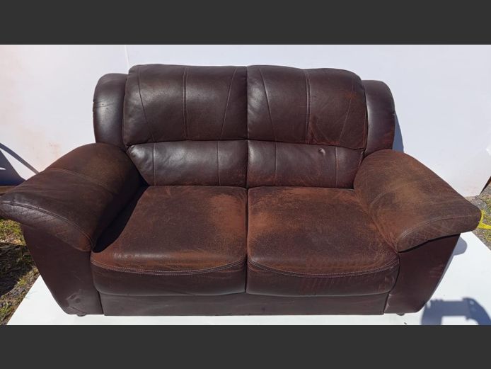 BROWN LEATHER TOUCH 2-SEATER COUCH, 185 x 90cm