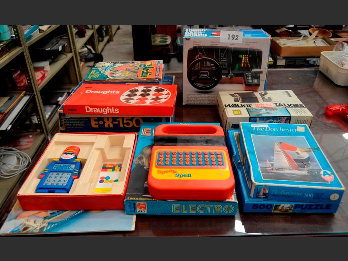 VINTAGE DASHBOARD GAME, WALKIE TALKIES, etc [Untested & unchecked]