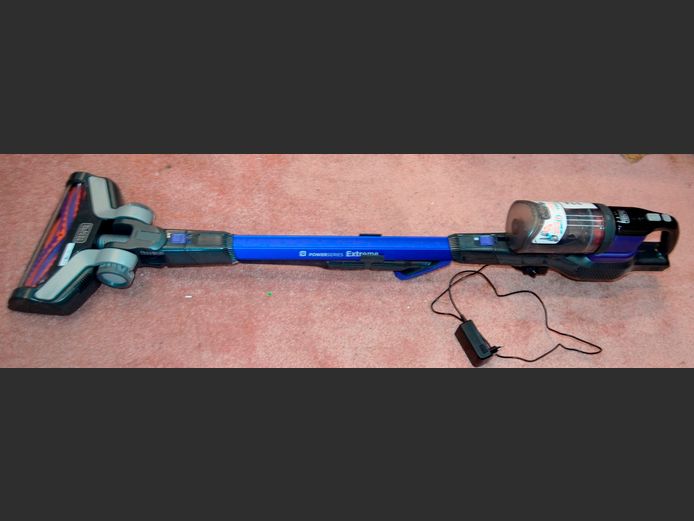 BLACK & DECKER CORDLESS VACUUM CLEANER [Untested, no battery]
