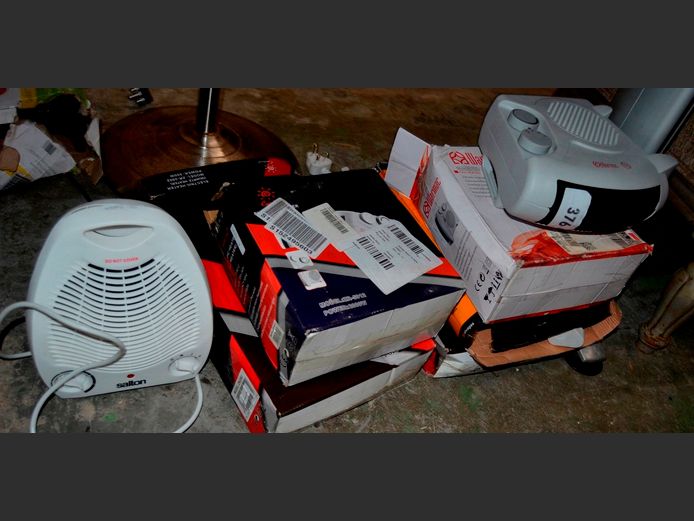 LOT OF 5 HEATERS: 2 x FAN & 3 x HALOGEN [Faulty]